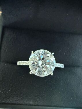 2.13 ct brilliant round near colorless lab diamond on 18k white gold ring